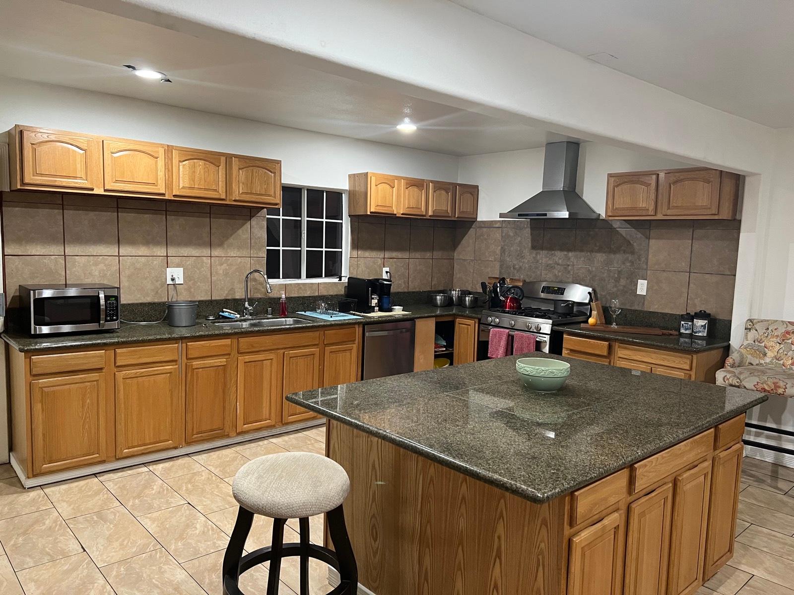 MZ's Woodland Hills Multi Home — photo 7