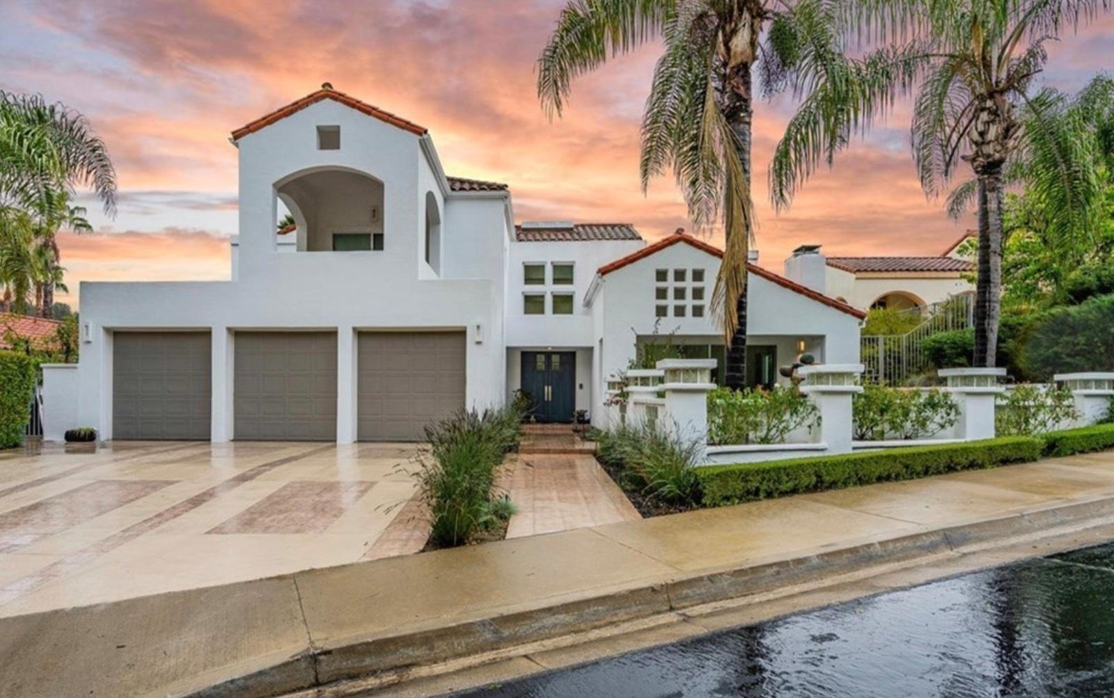 N' Calabasas View Mansion — photo 1