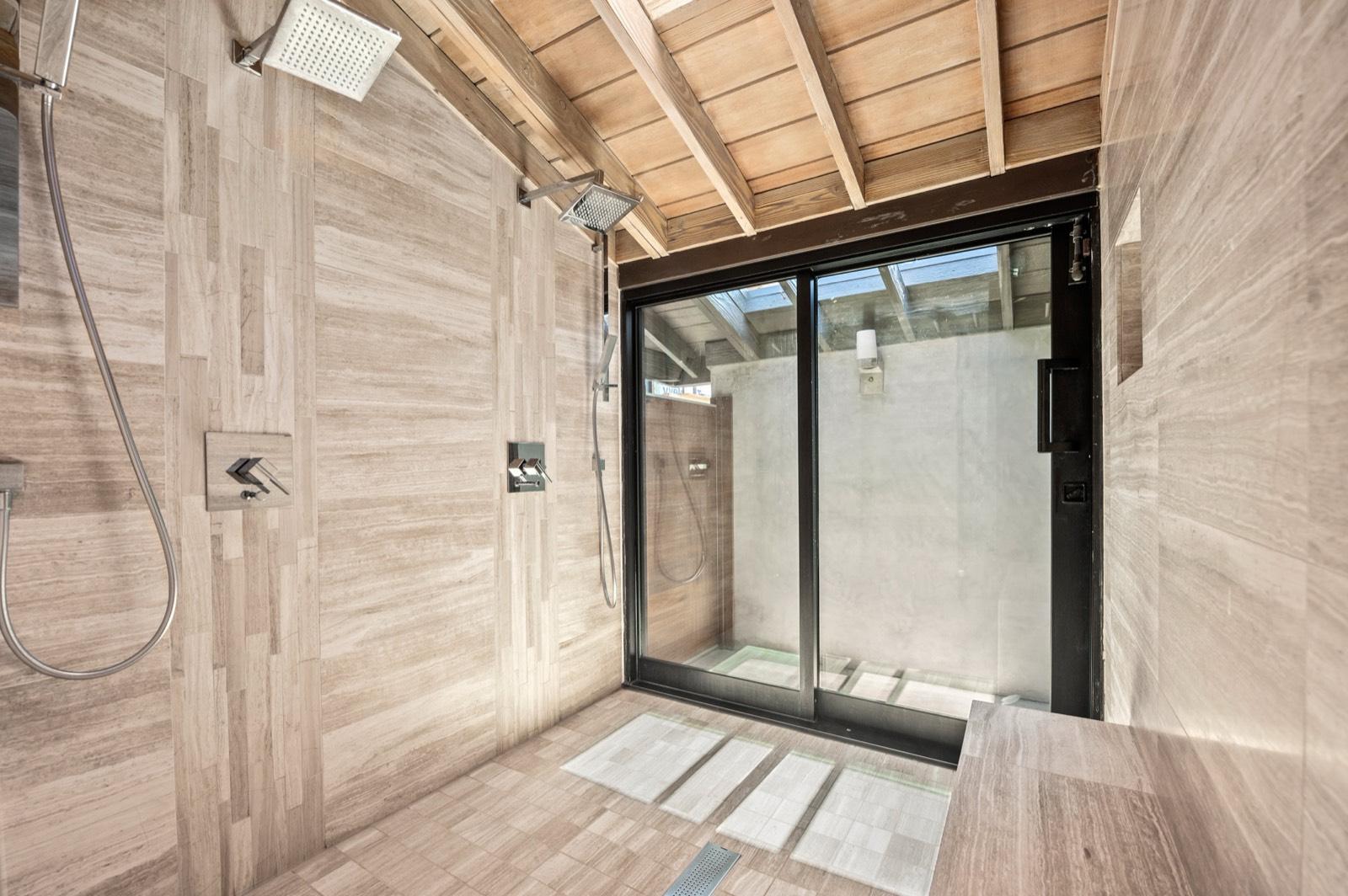 N's Beachfront Modern Wood — photo 12
