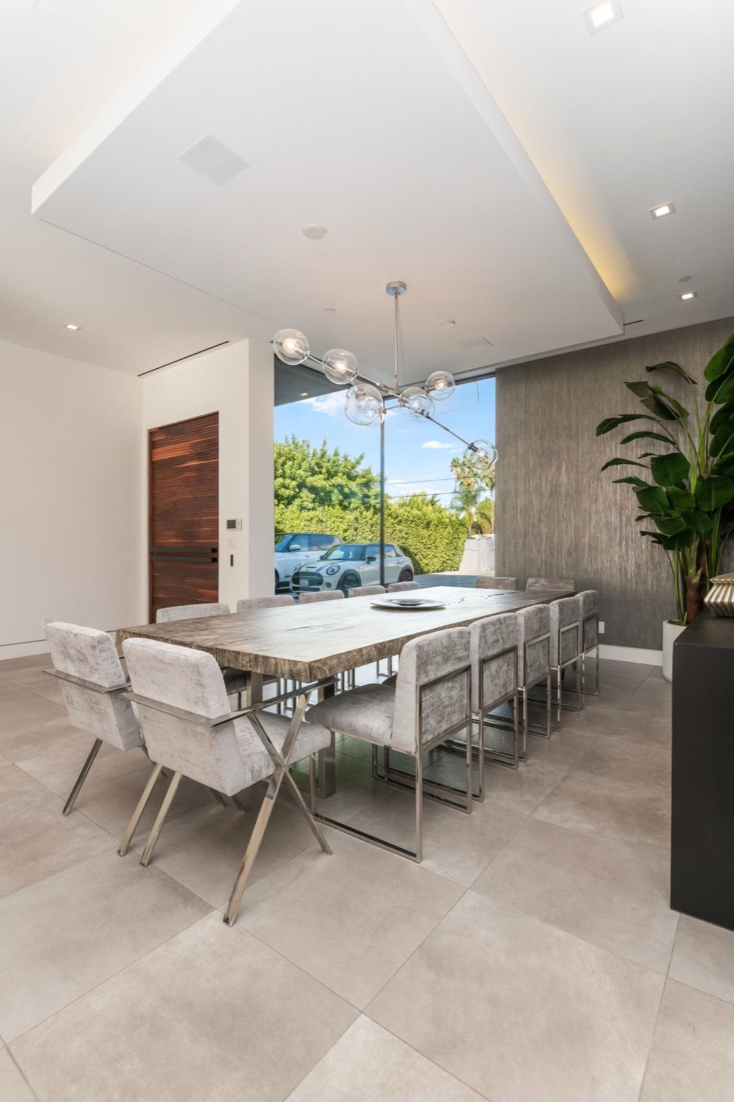 N's Modern Sharp tech Home — photo 4