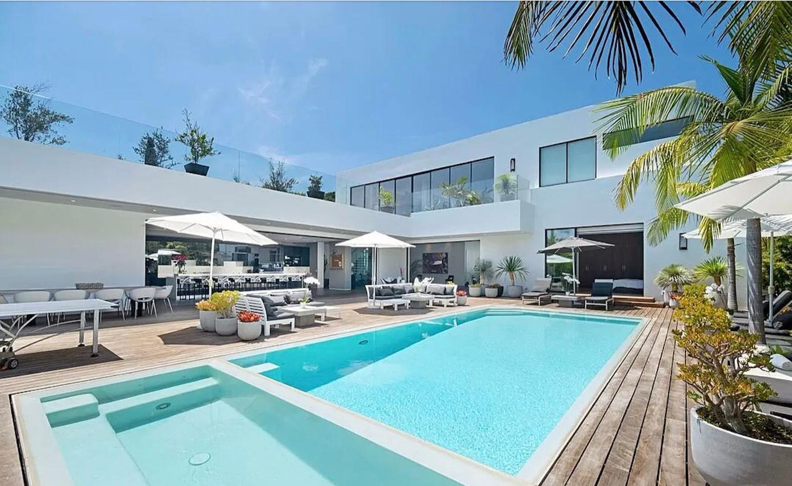 N's Valley Mod Mansion — photo 2