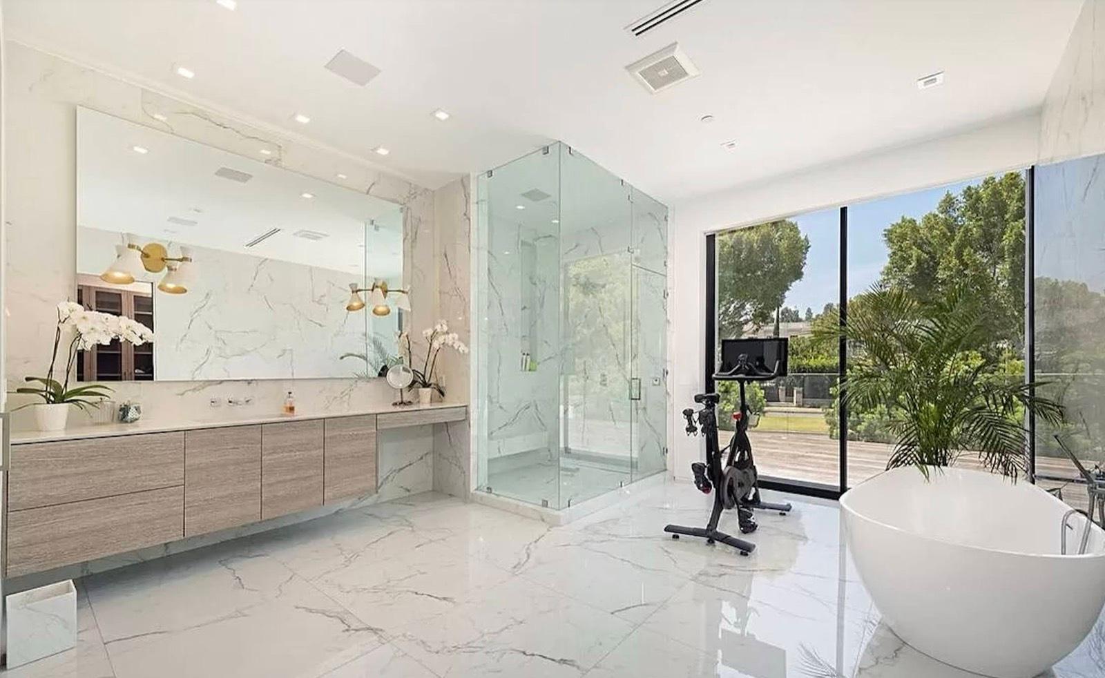 N's Valley Mod Mansion — photo 3