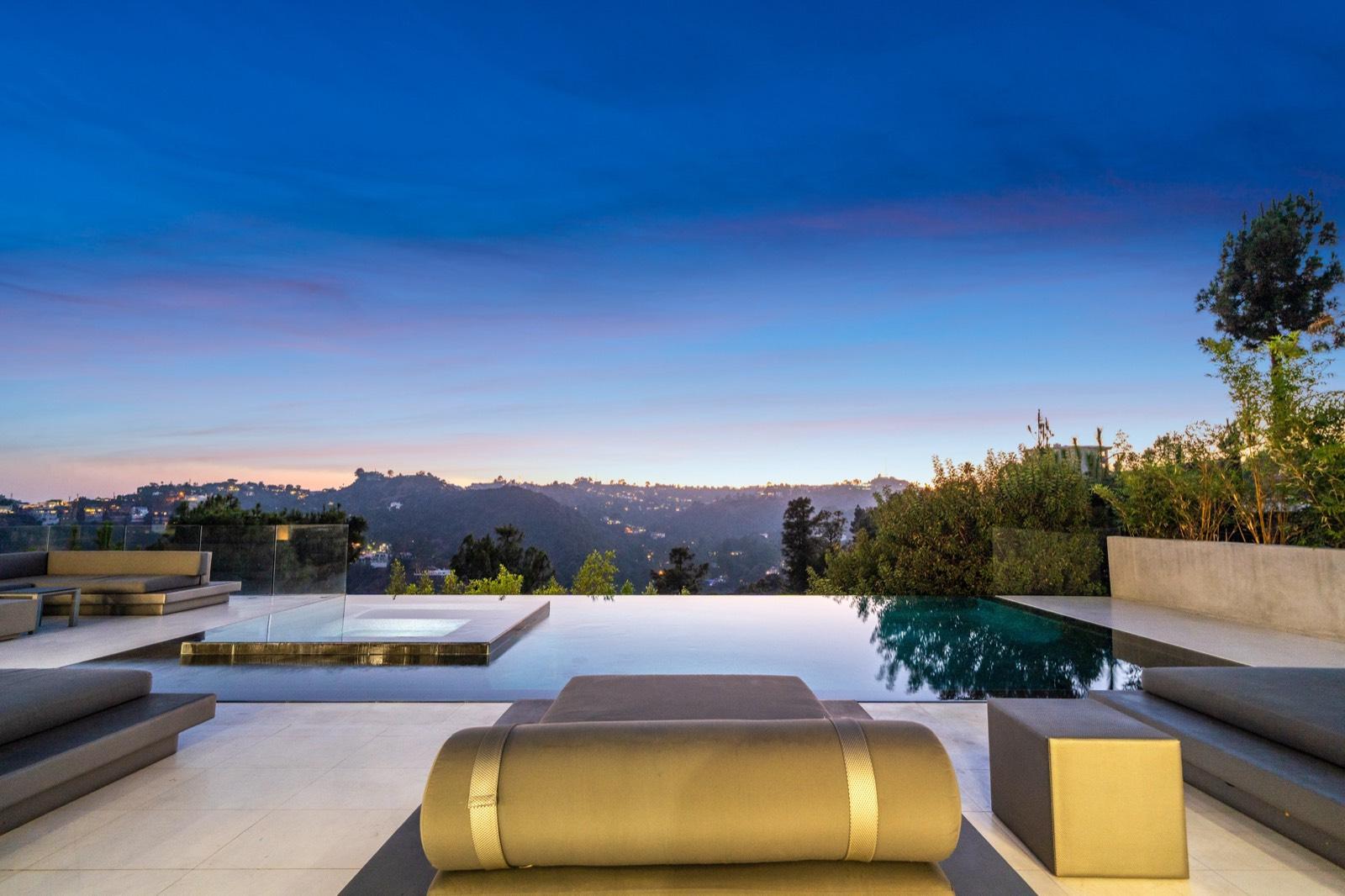 NF's Olympus View Home — photo 7
