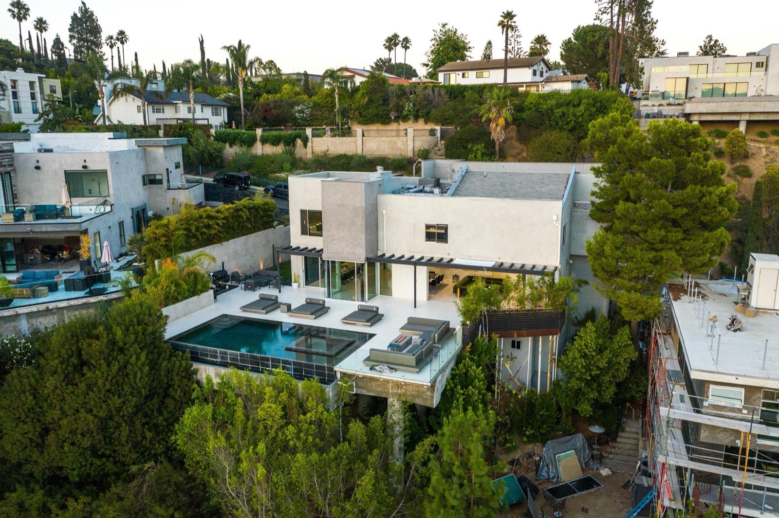 NF's Olympus View Home — photo 10