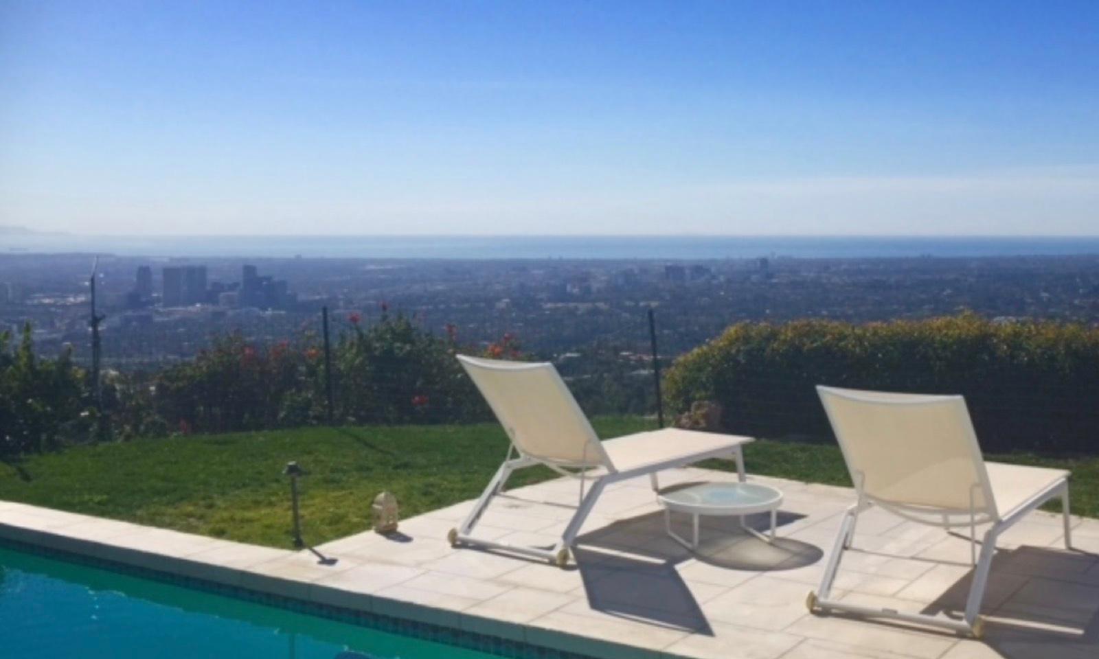 Nicole's hollywood House — photo 1