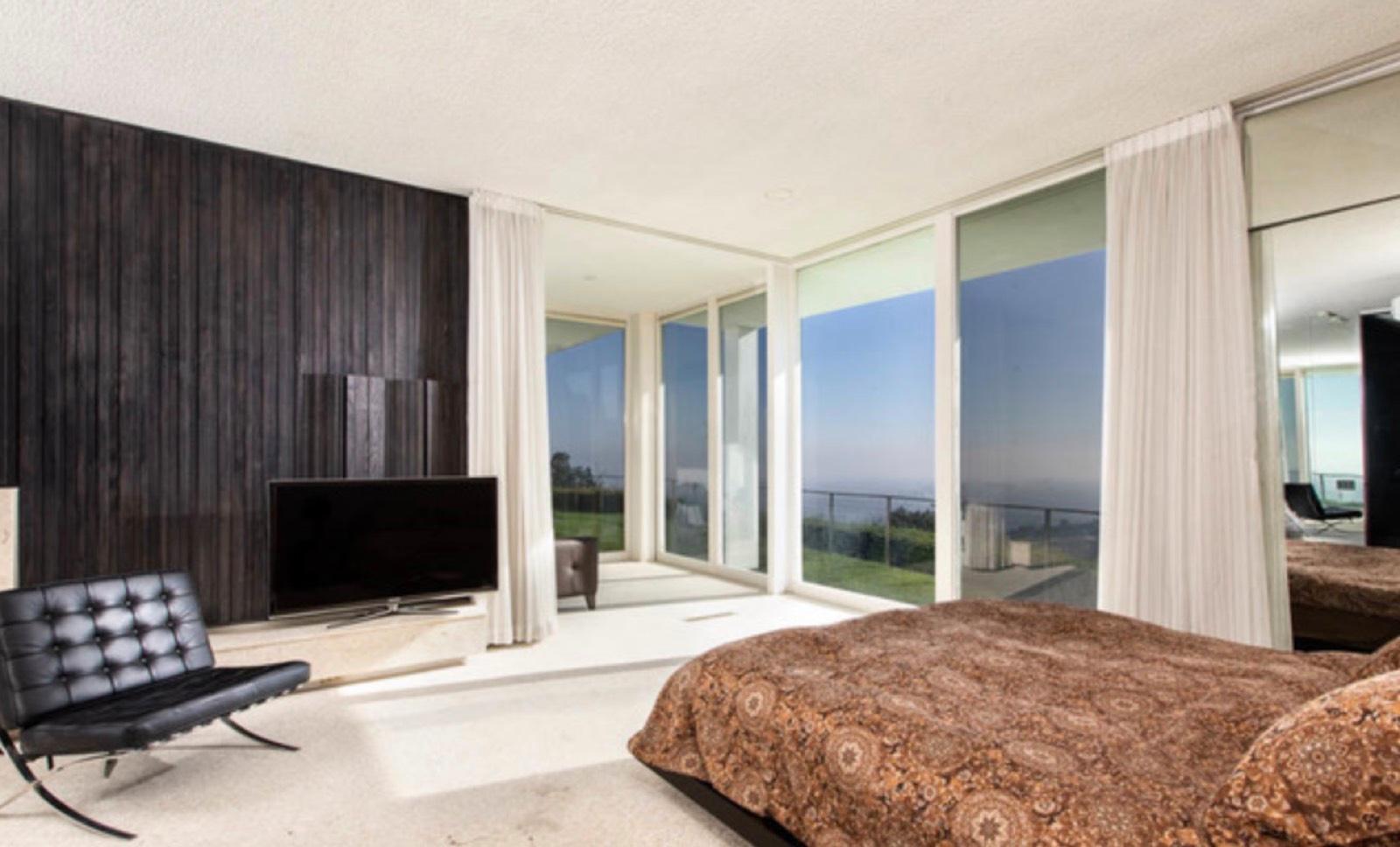 Nicole's hollywood House — photo 7