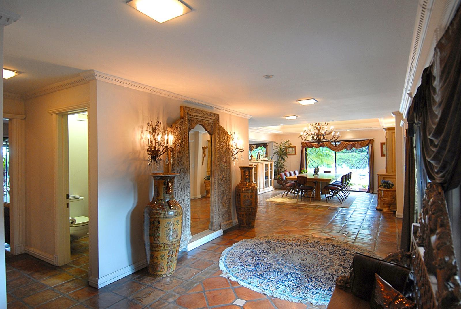 Nina's Calabasas Home — photo 6