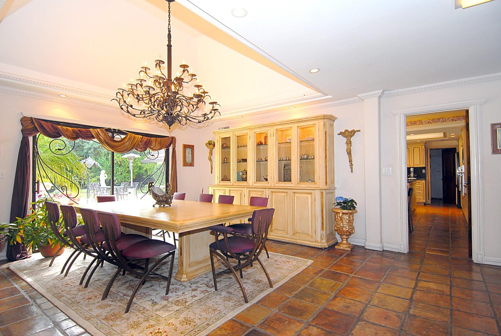 Nina's Calabasas Home — photo 9