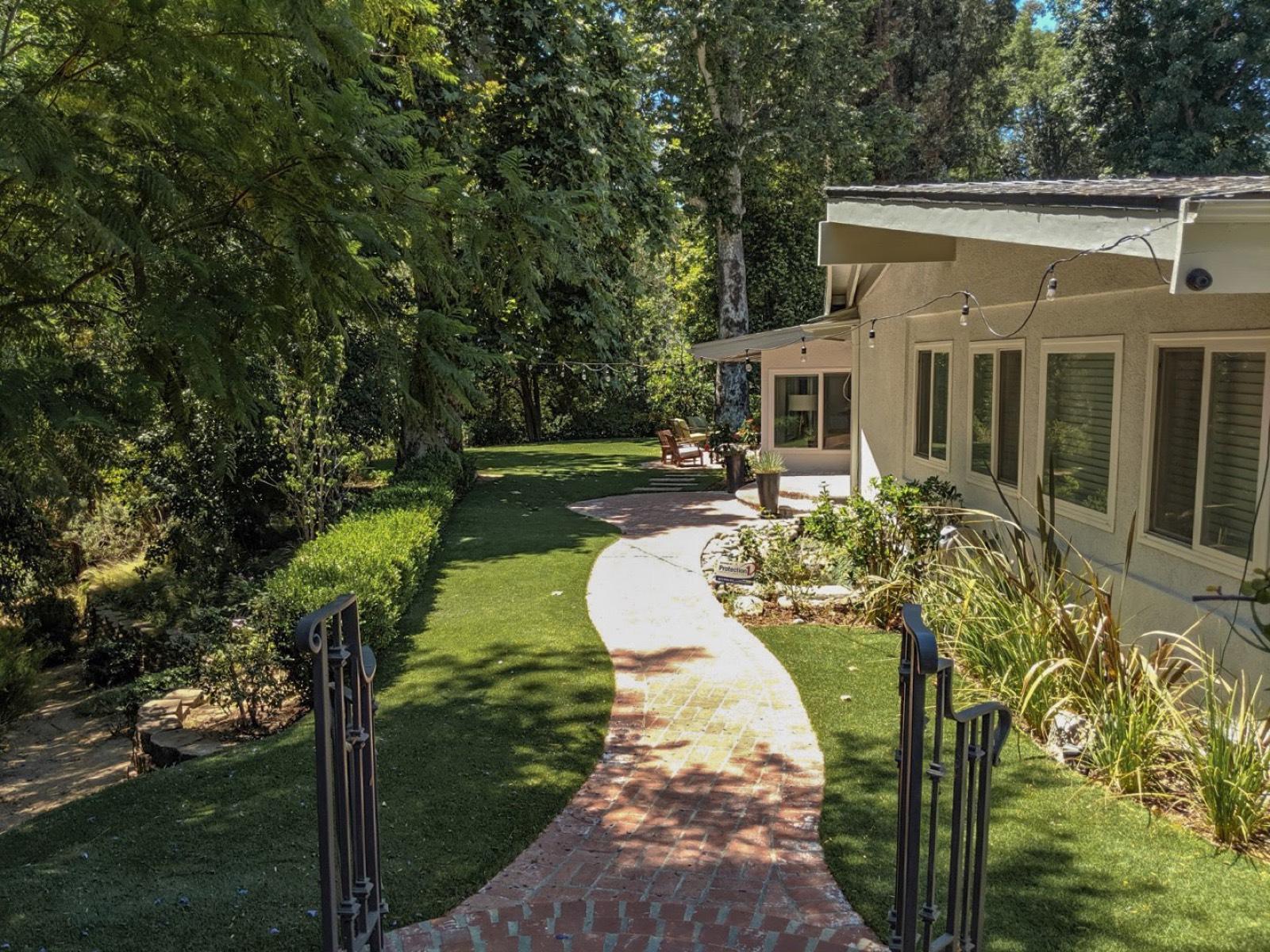 NK Tarzana Home — photo 2