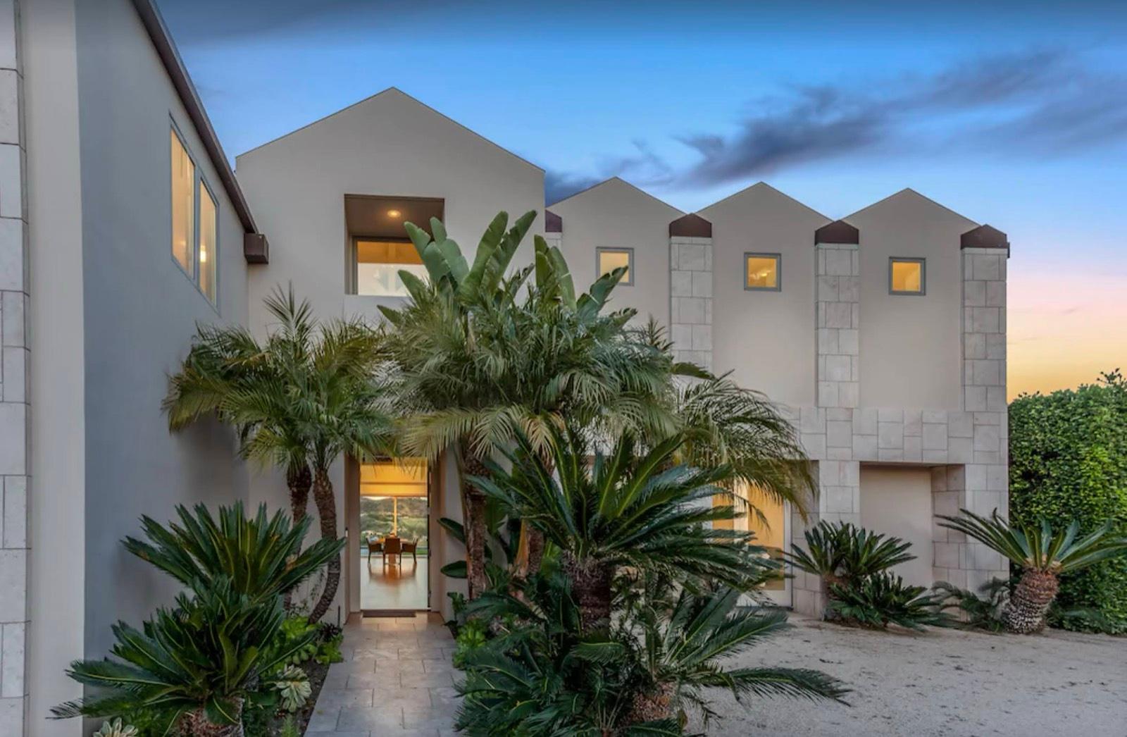 NM'S Modern Clean View Beauty — photo 7