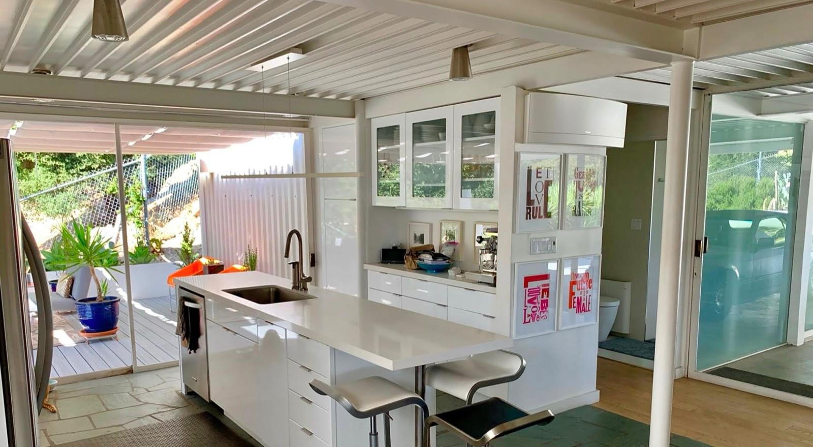 N's Midcentury Hill Home — photo 12