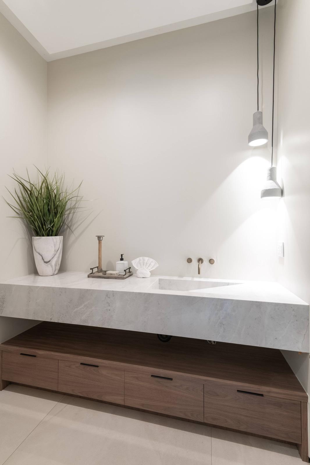 N's Modern Chandler Home — photo 11