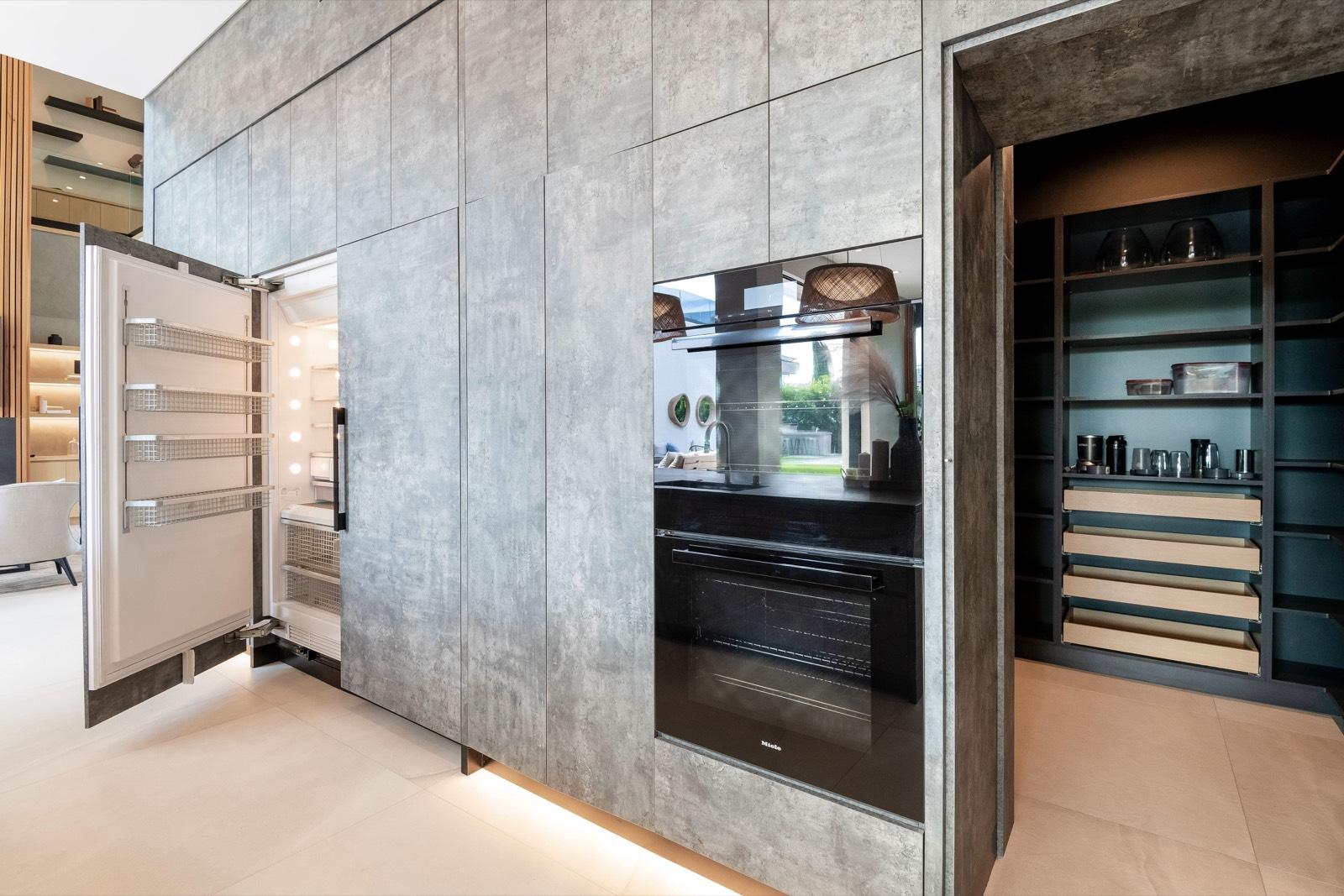 N's Modern Chandler Home — photo 7