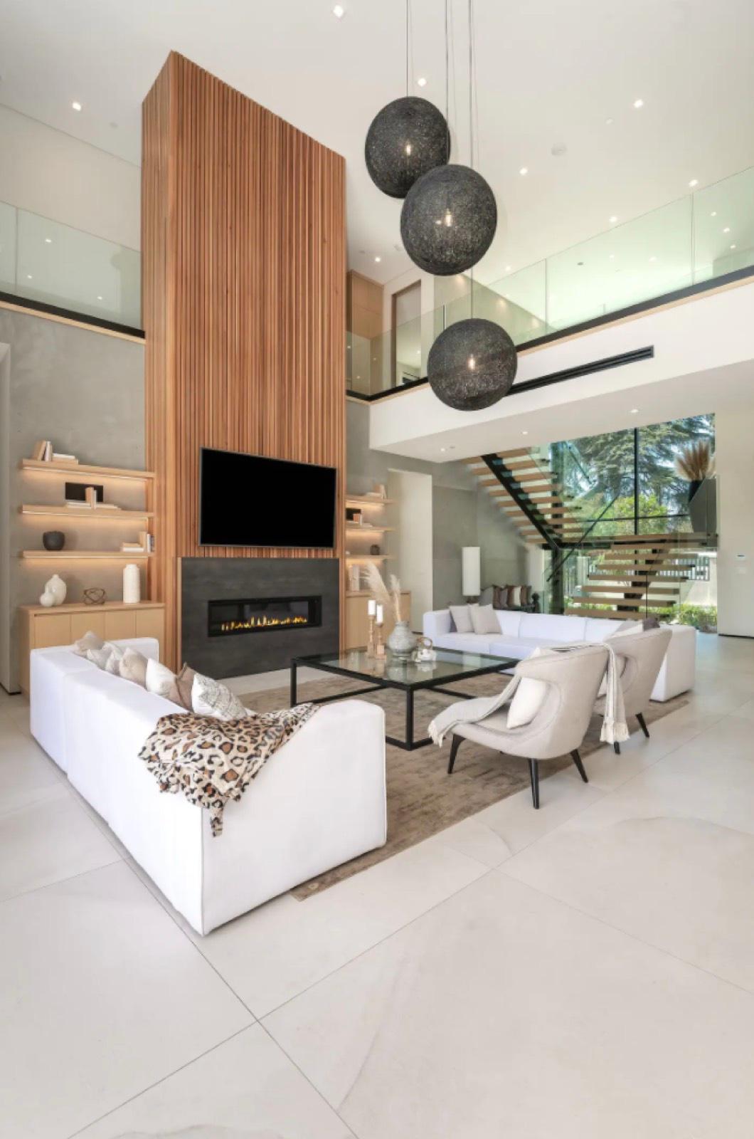 N's Modern Tech Mansion — photo 12
