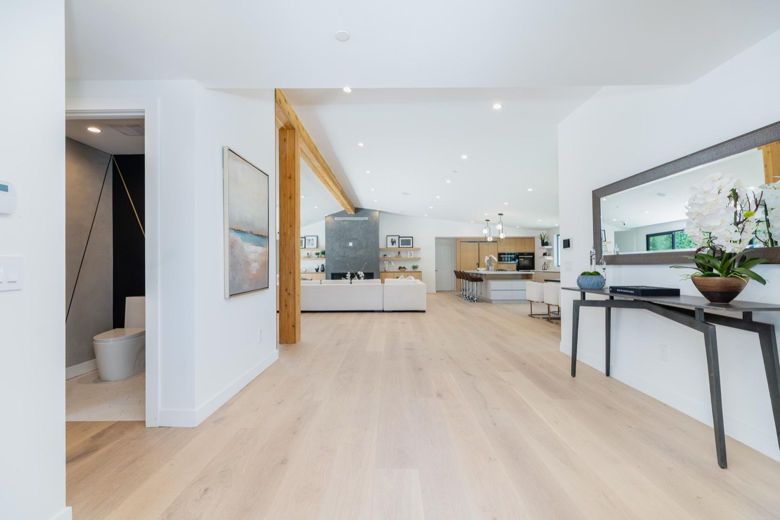N's Modern White Farmhouse — photo 10