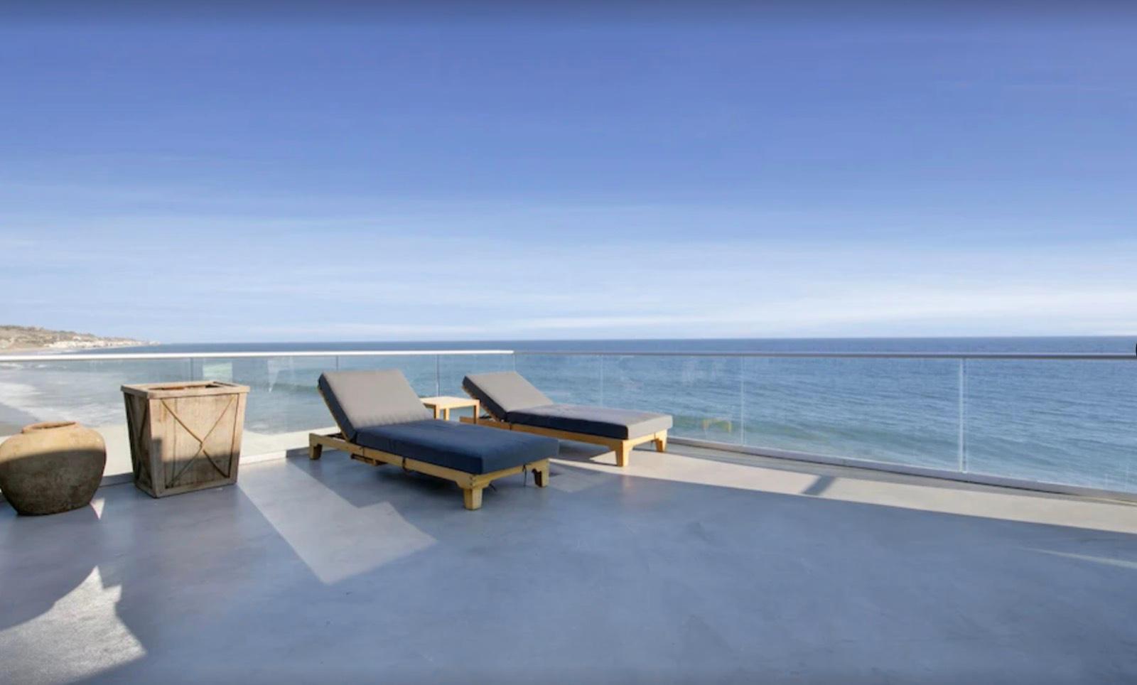 N's Oceanfront Modern Marvel — photo 1