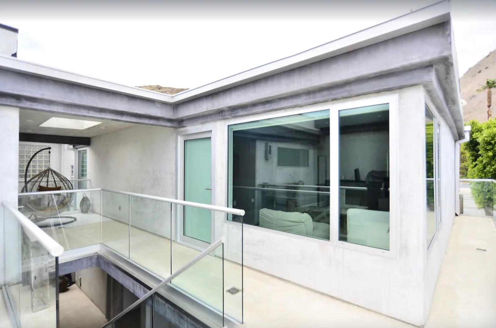 N's Oceanfront Modern Marvel — photo 5