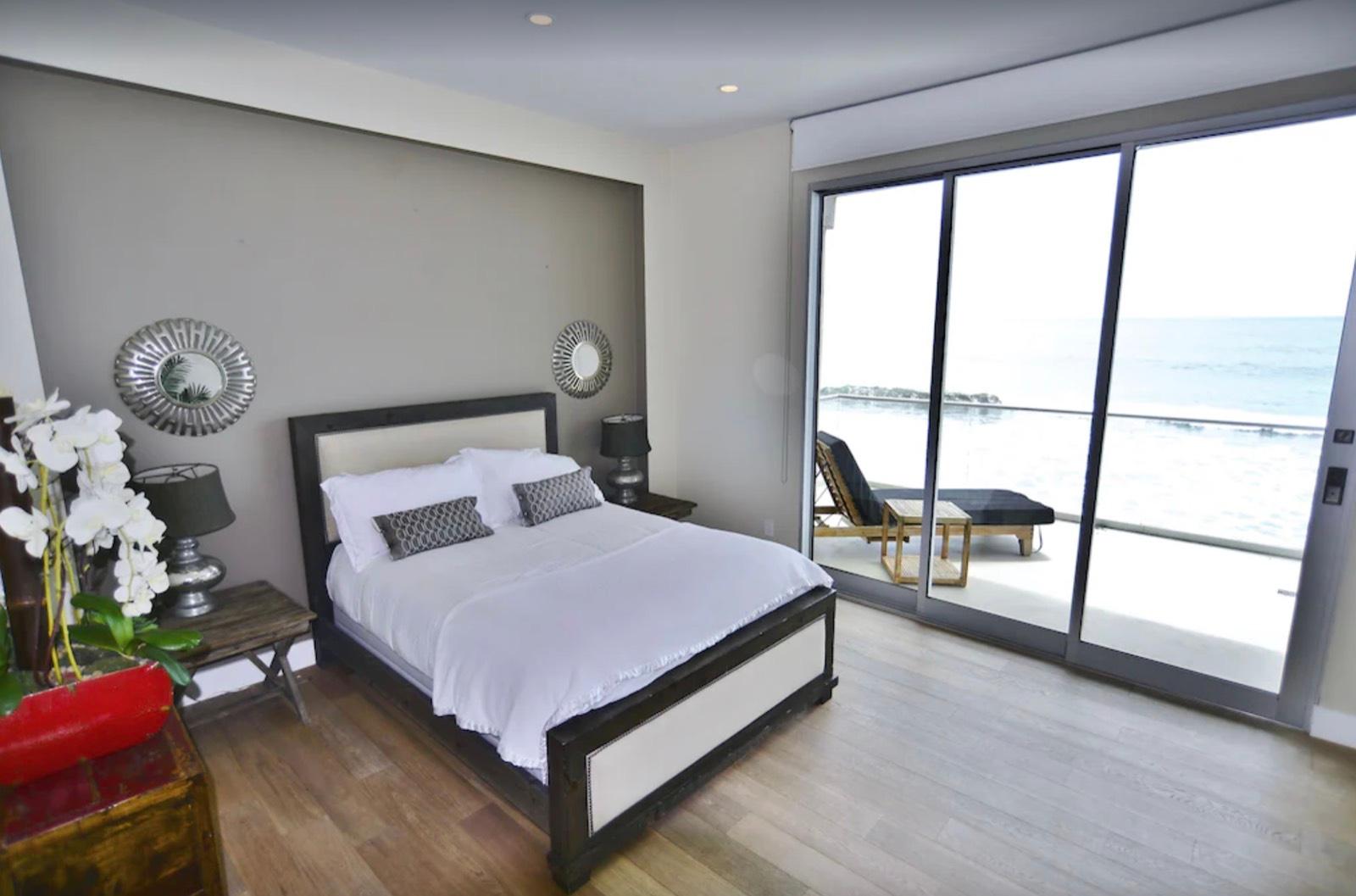 N's Oceanfront Modern Marvel — photo 6