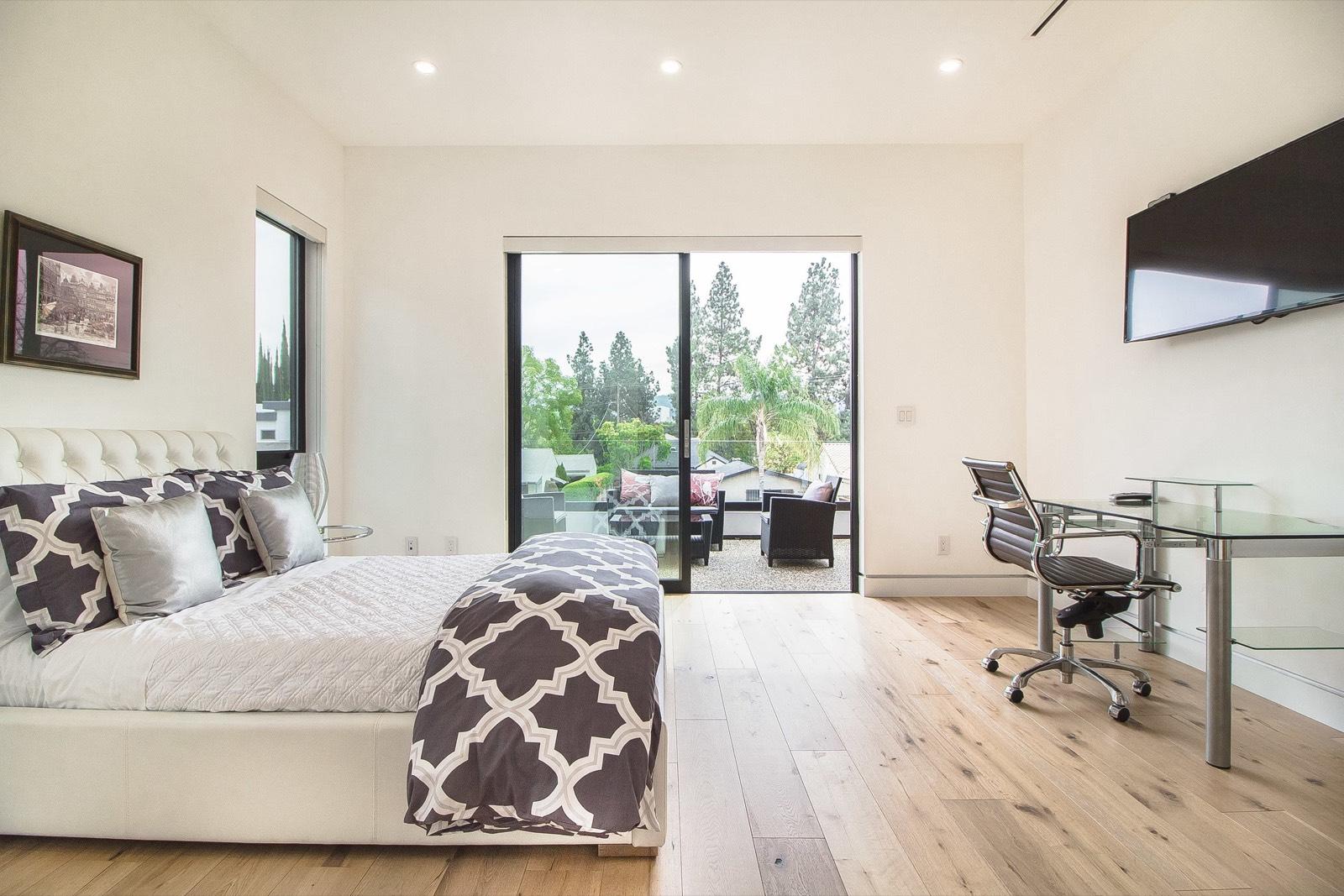 N's Sherman Oaks House — photo 12