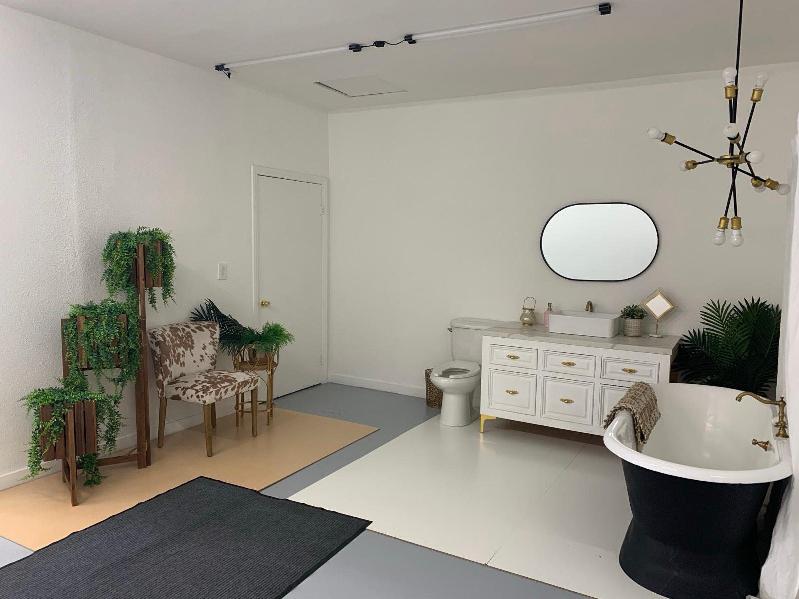 NS'S Resturaunt and Studio Spaces — photo 3