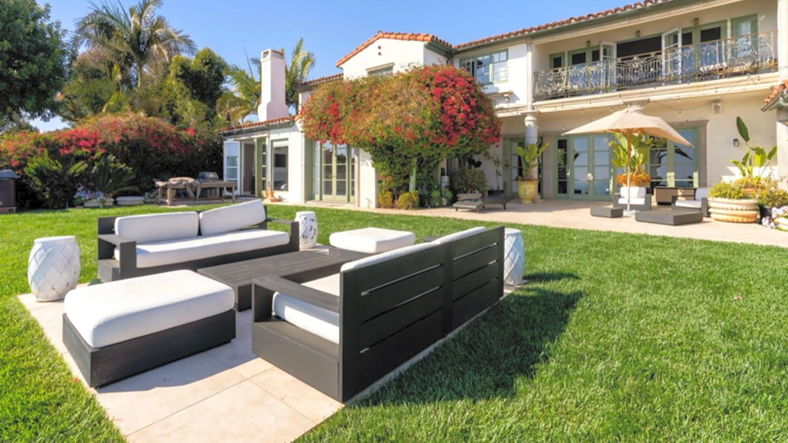 O's Beach View Home — photo 1