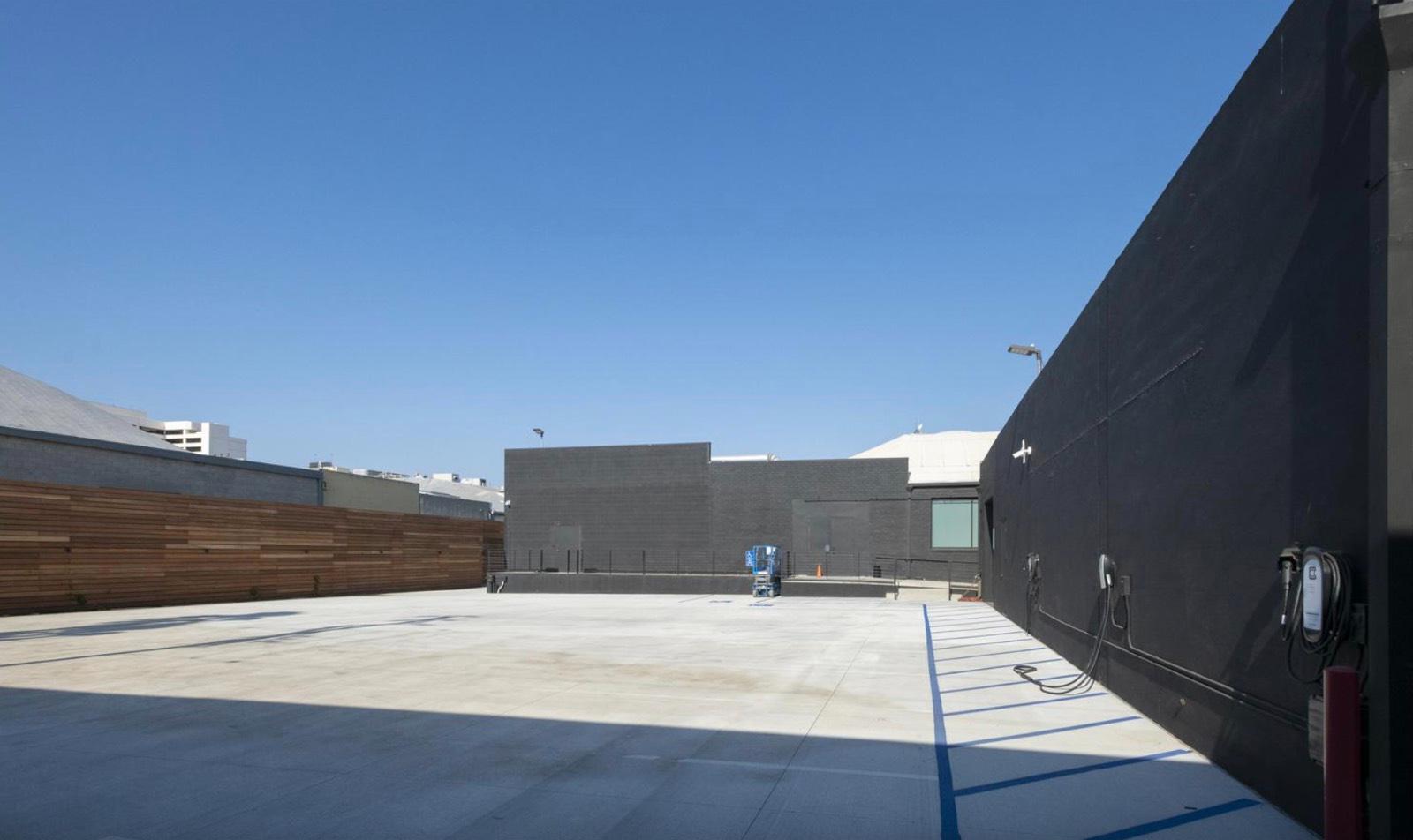 O's Raw Warehouse — photo 10