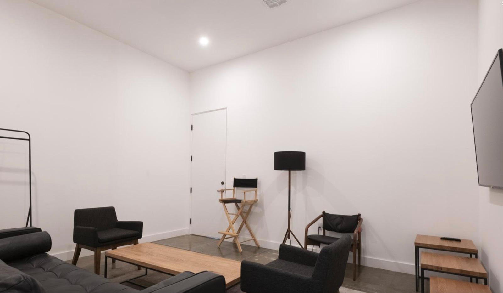 O's Raw Warehouse — photo 7