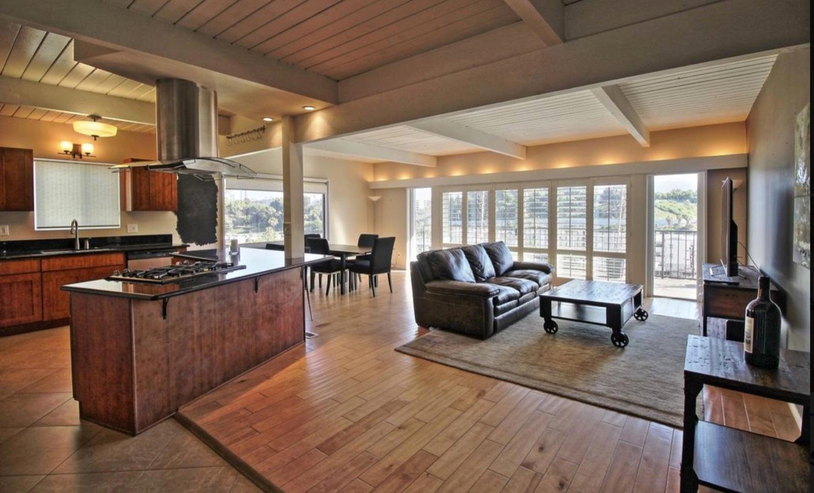 Oak Glen View Condo — photo 4