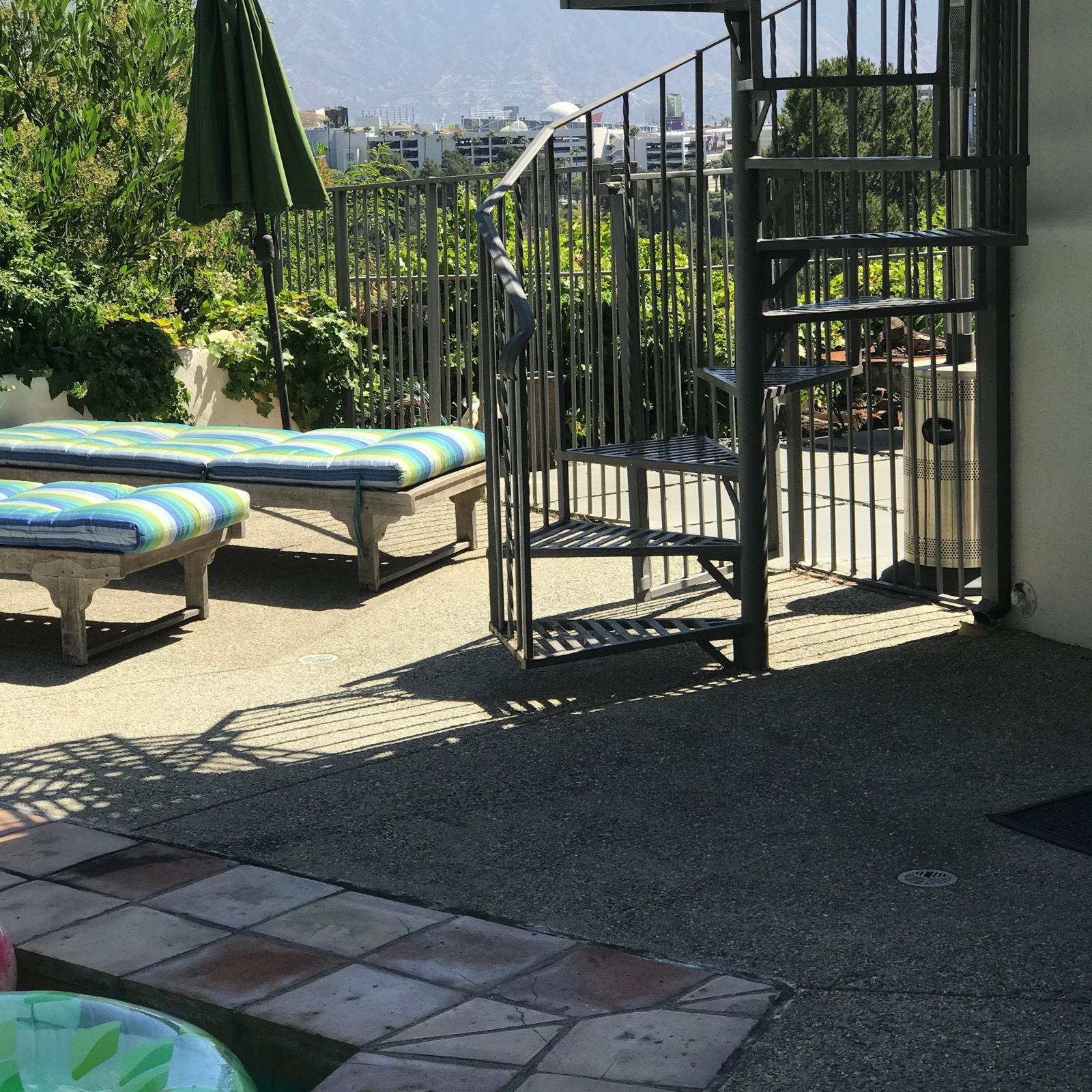Oakley Dr. House — photo 8