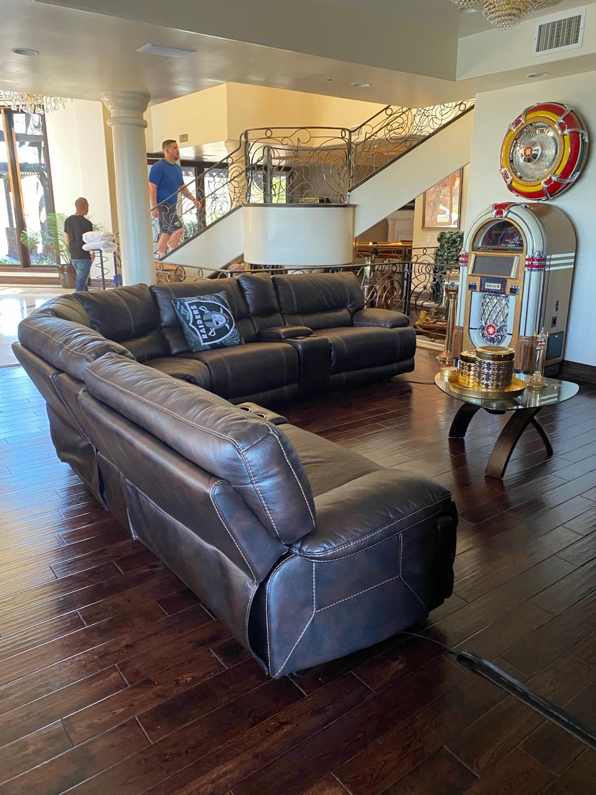 OC Mansion — photo 7