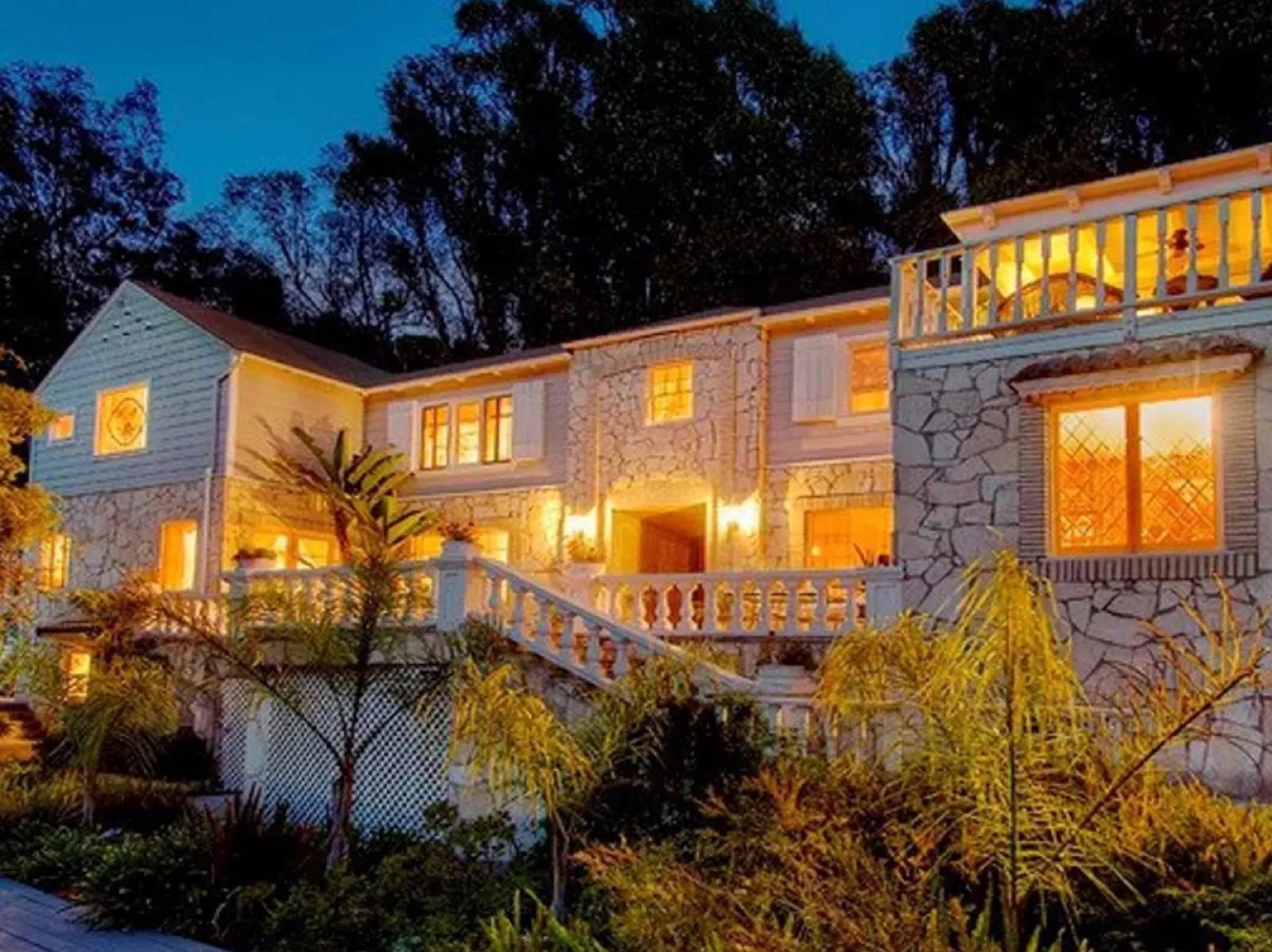 Old World BH Mansion — photo 1