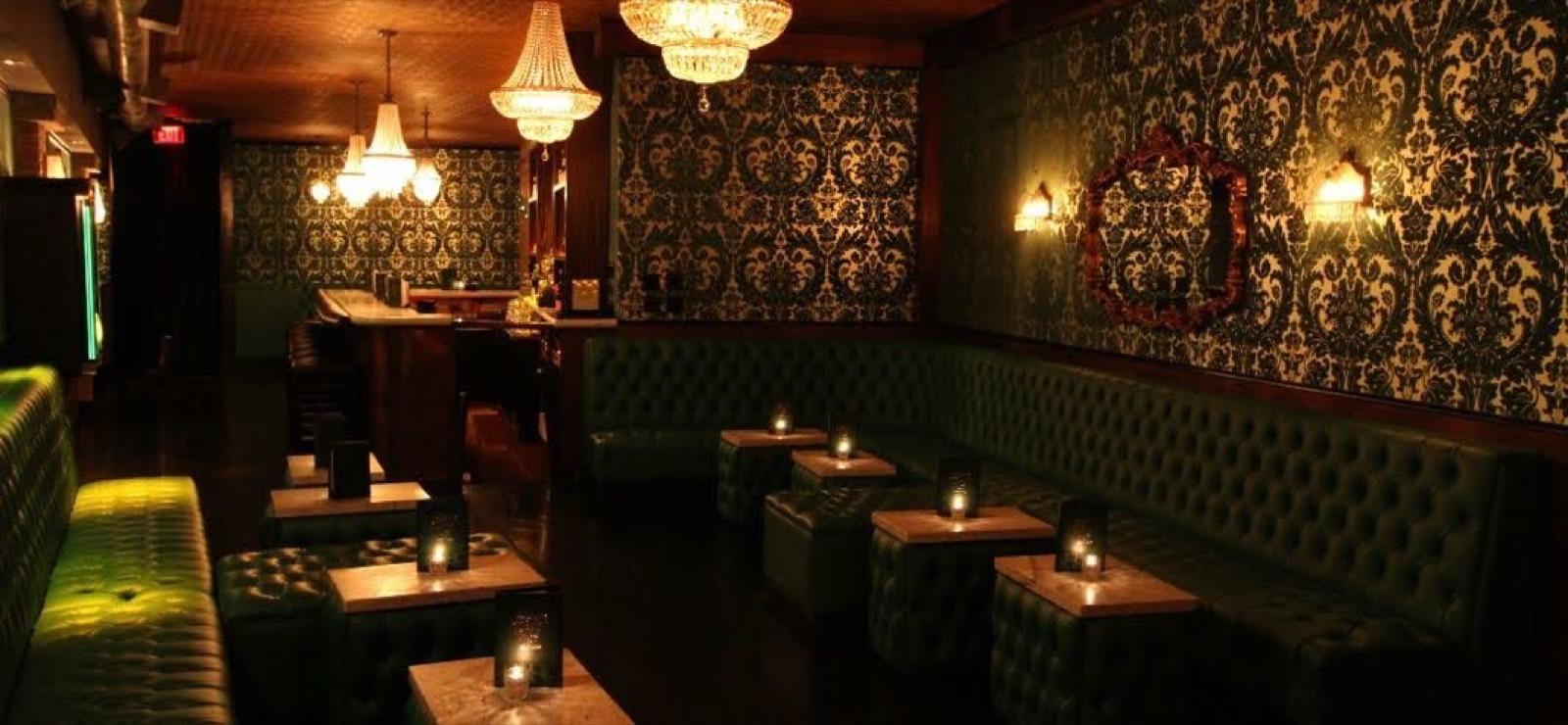 Old world cozy bar — photo 1
