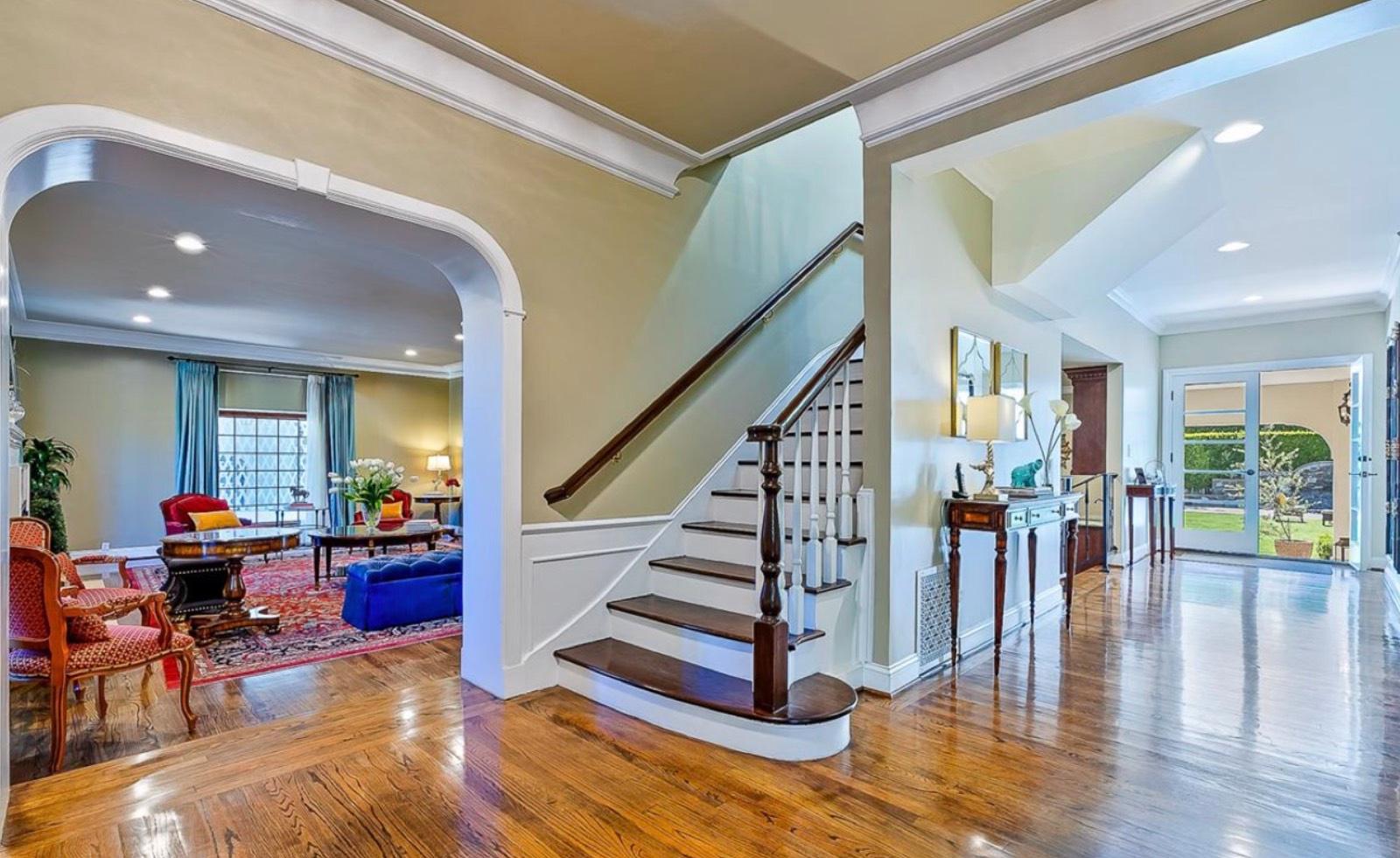 O's Beverly Hills Mansion — photo 4