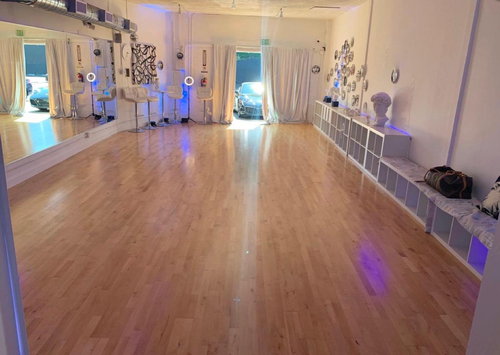 O's Blue Dance Studio — photo 1