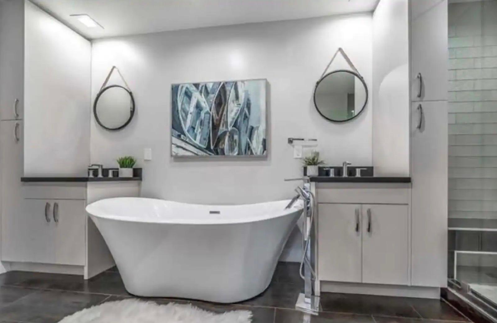 O's Modern Traditional Home — photo 1