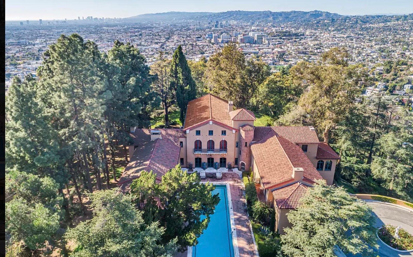 P's Hollywood Glam Castle Estate 11207 — photo 3