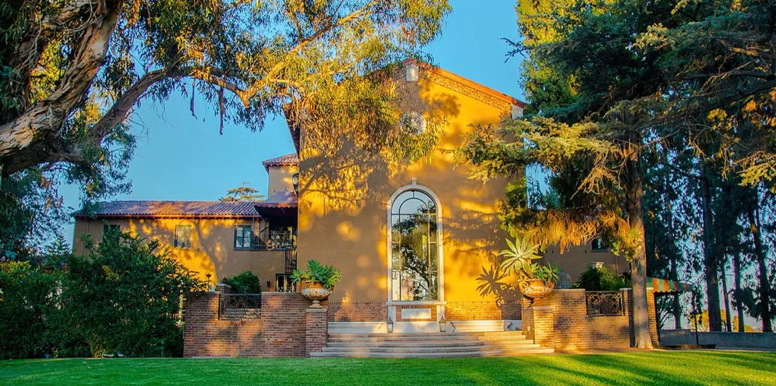 P's Hollywood Glam Castle Estate 11207 — photo 1