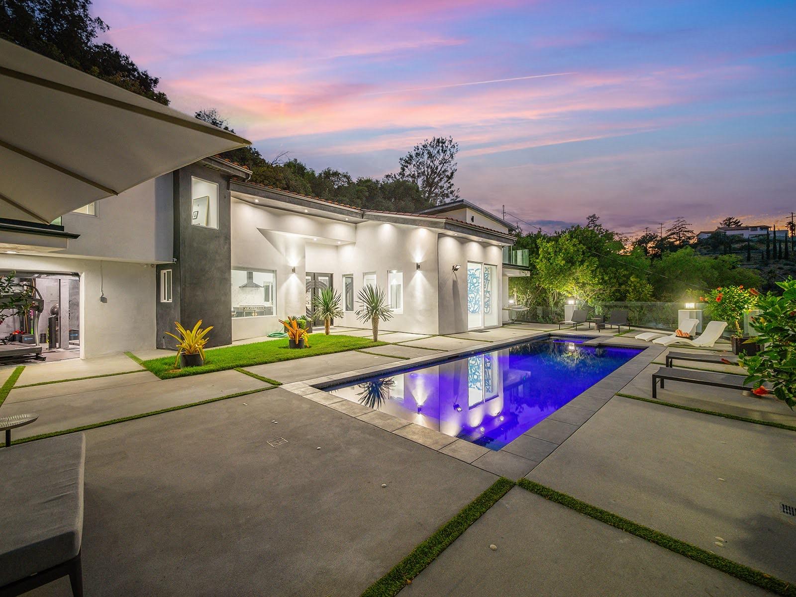 P's Modern — photo 11