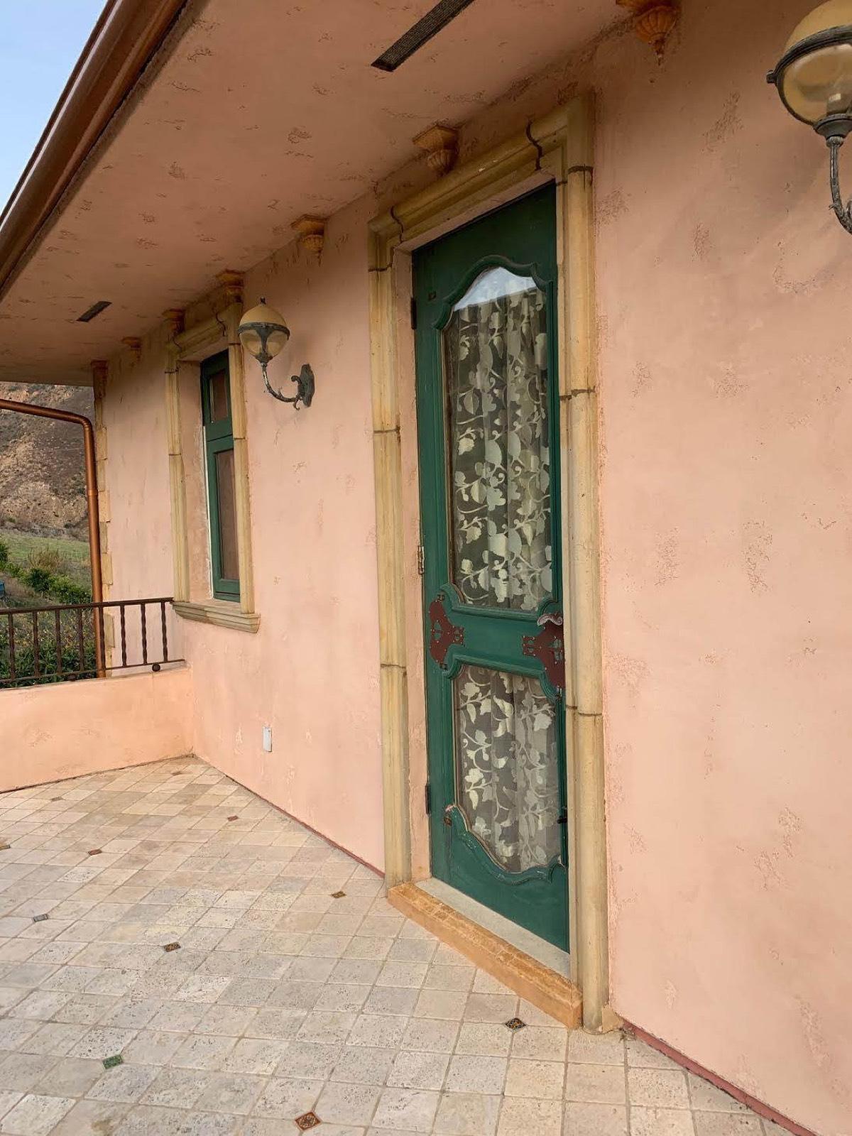 Pams Malibu Italian Mansion — photo 4