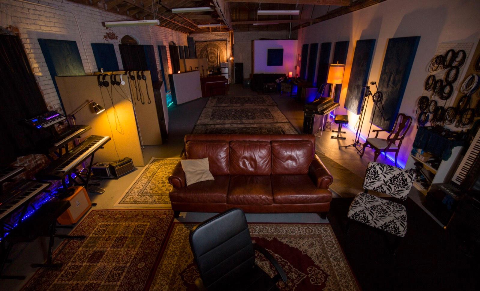 PA's Comfy Recording Studio — photo 2