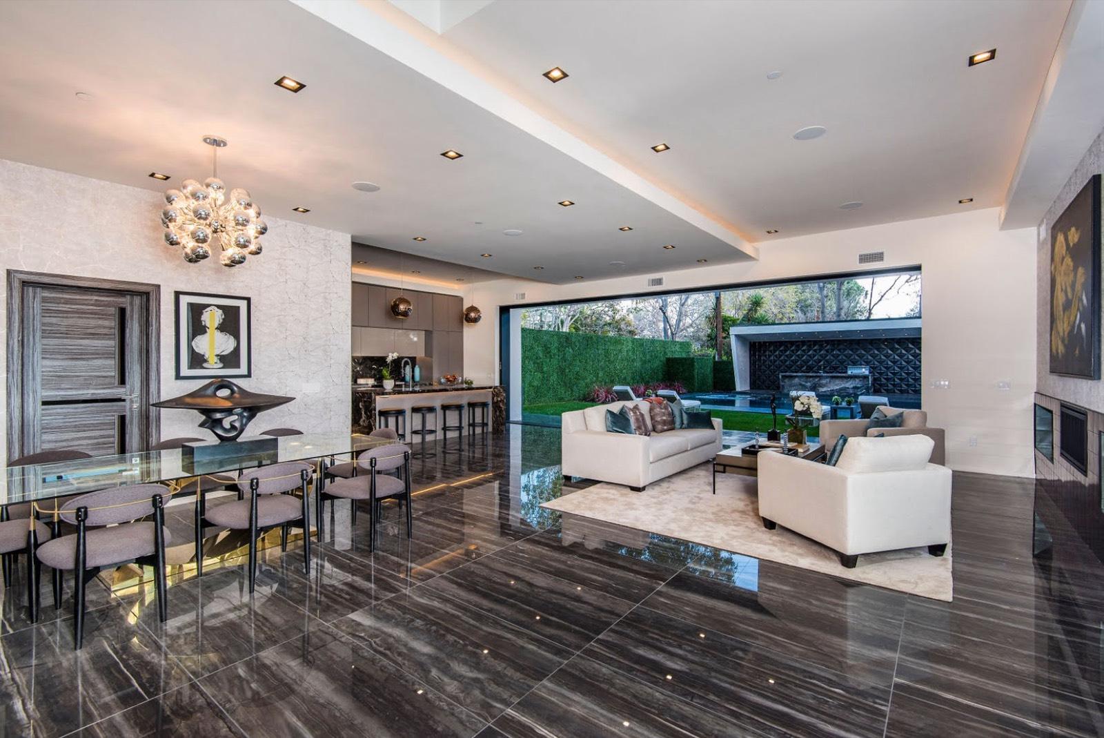 Patrick Modern Home — photo 5