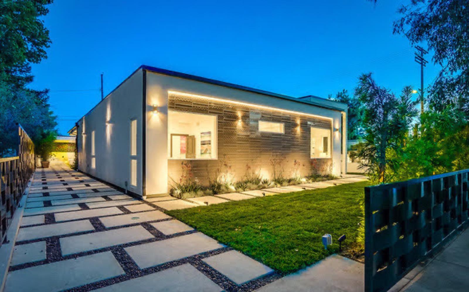 Patrick Sharp Modern Home — photo 2