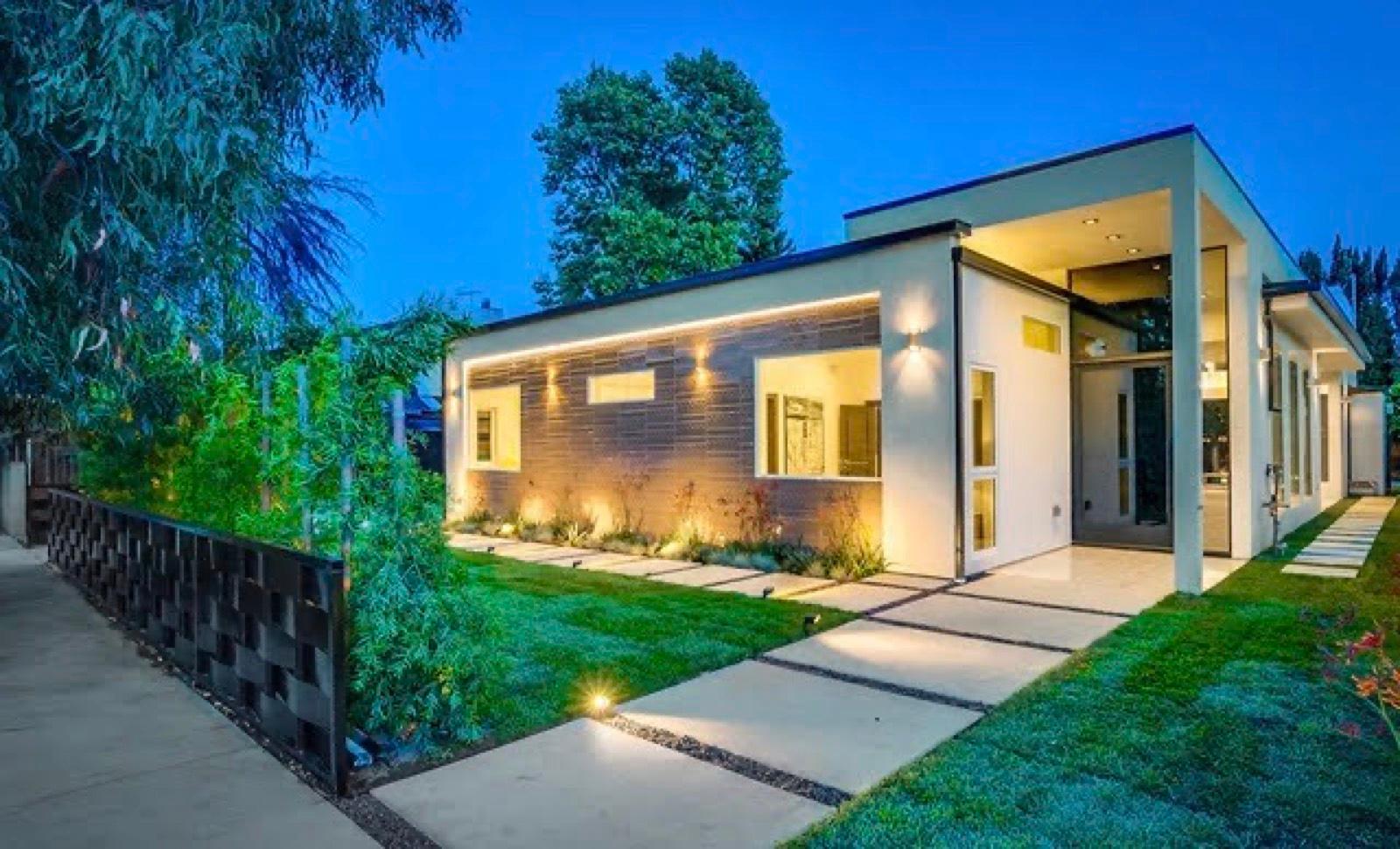 Patrick Sharp Modern Home — photo 3