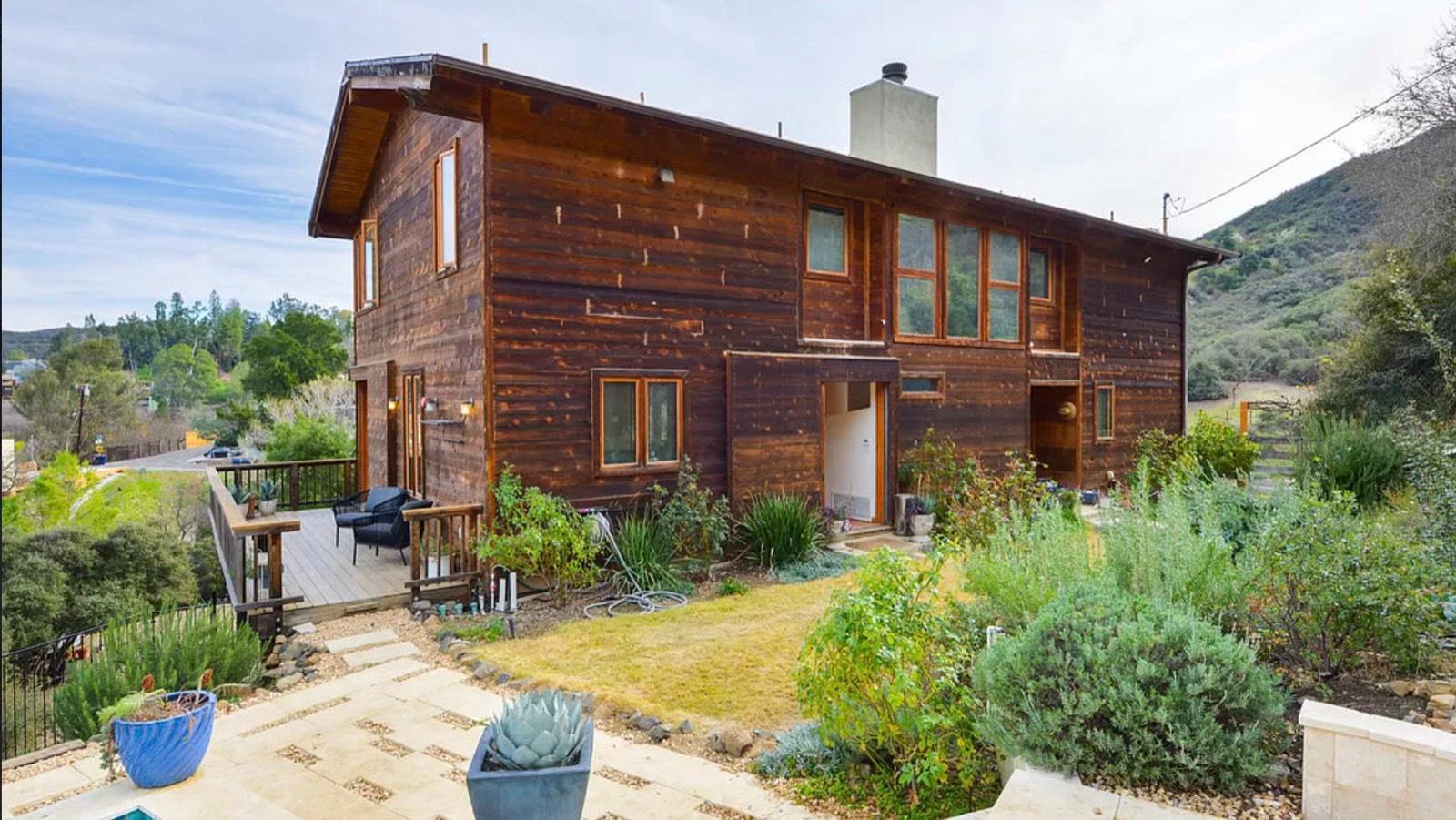 PD's Rustic Tree View Home — photo 2