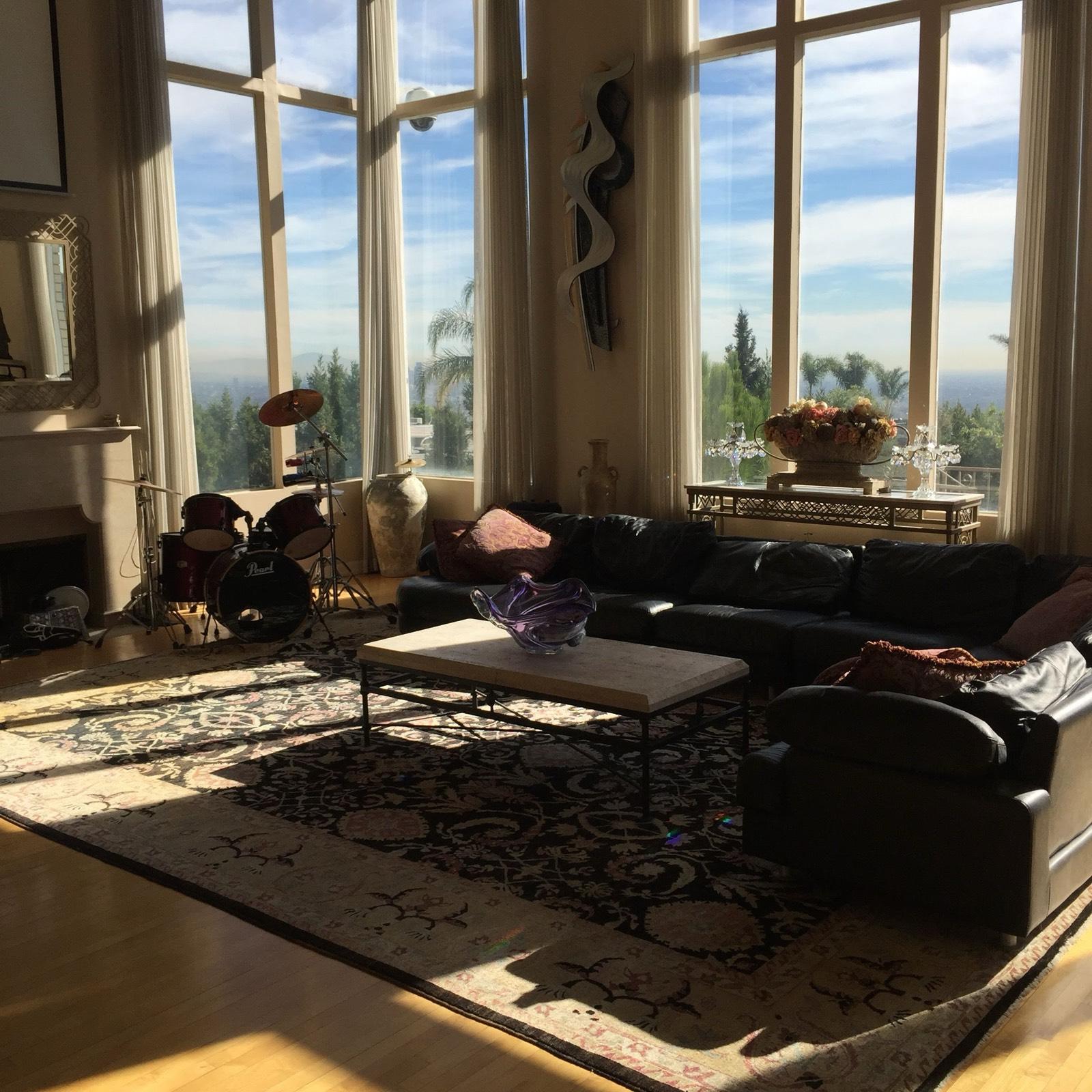 Phil's Hercules House — photo 7