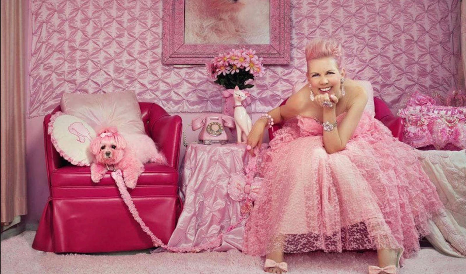 Pink dollhouse — photo 2