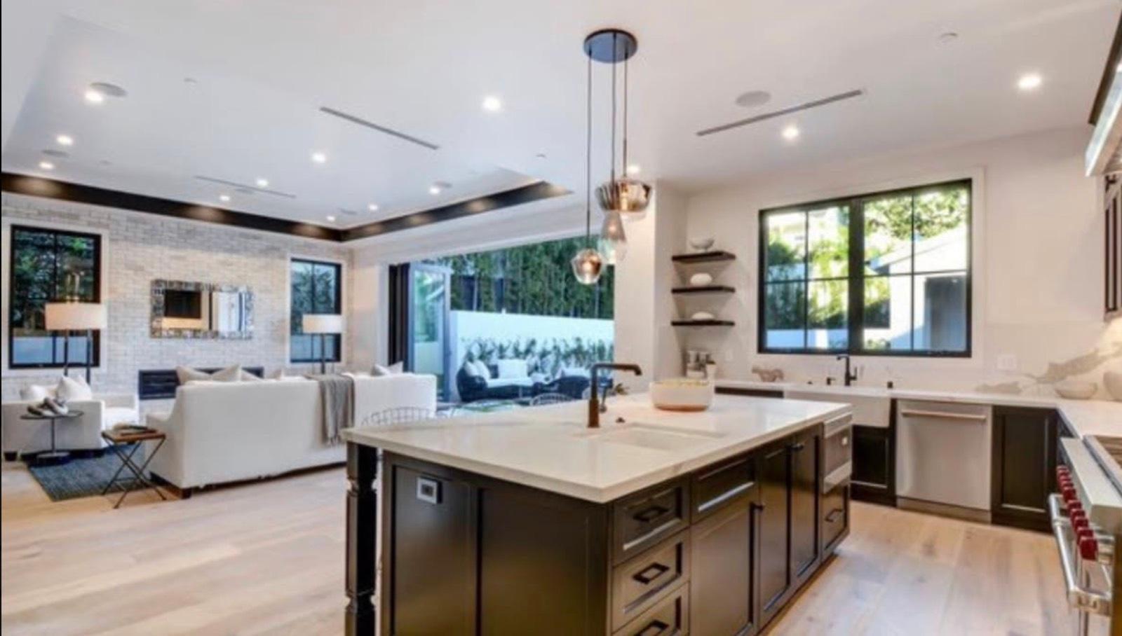 PJ's Modern Farmhouse — photo 10