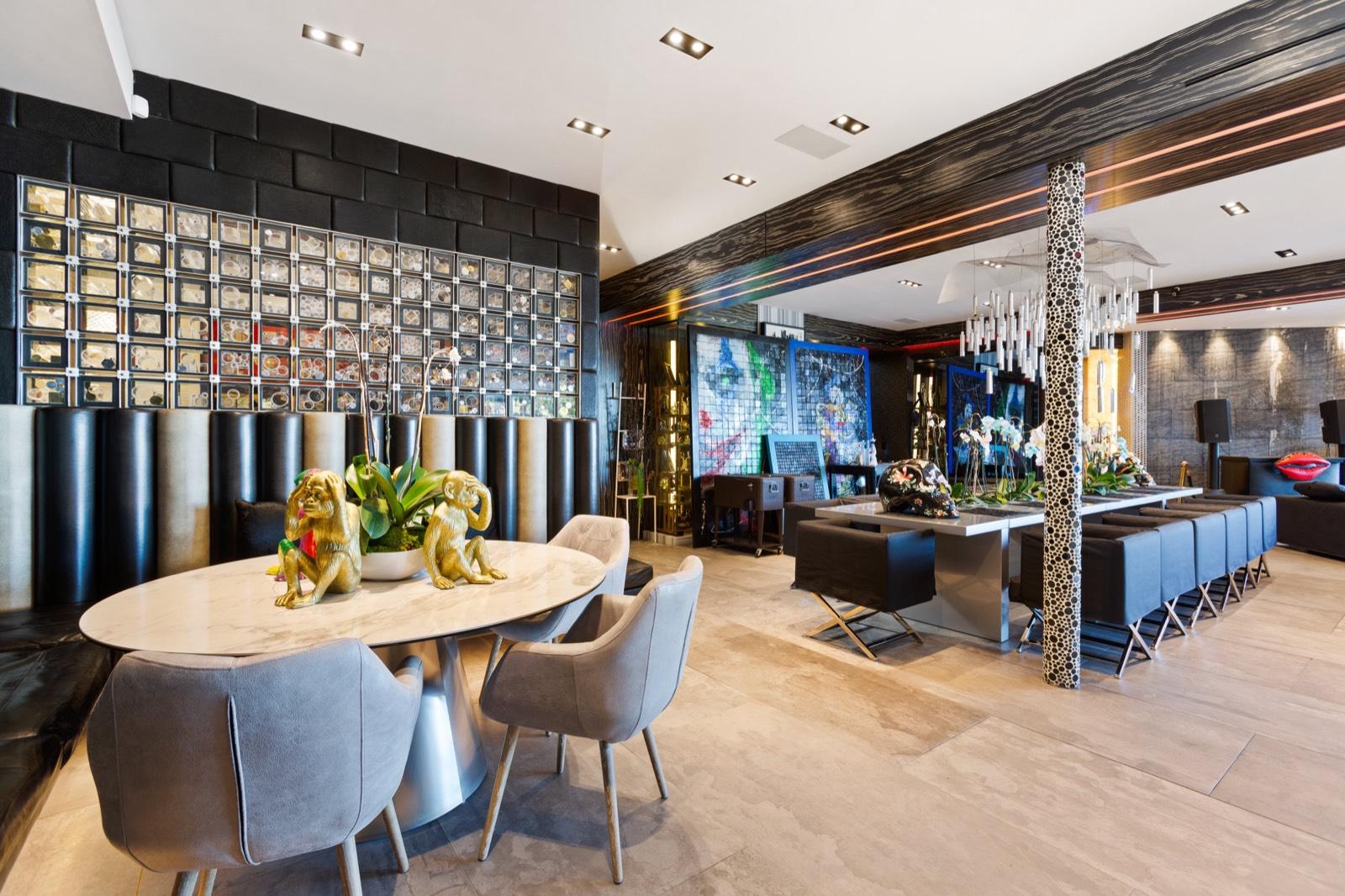 PJ's Modern Rock n Roll Mansion — photo 5