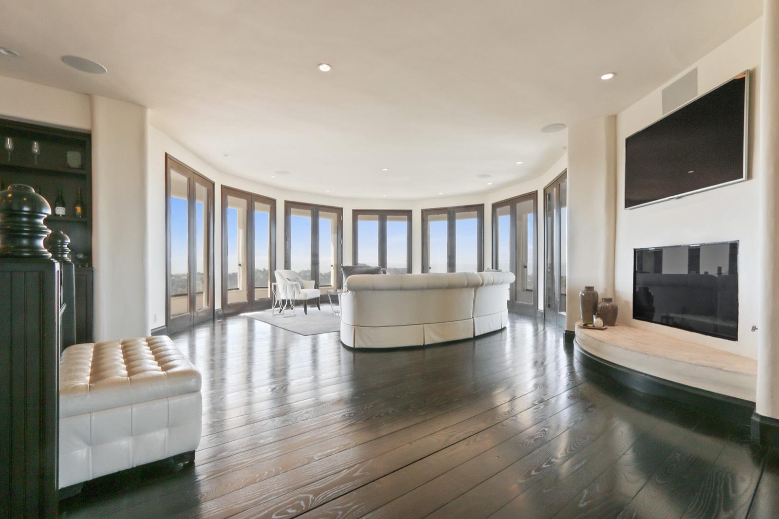 PJ's Villa Grace — photo 12