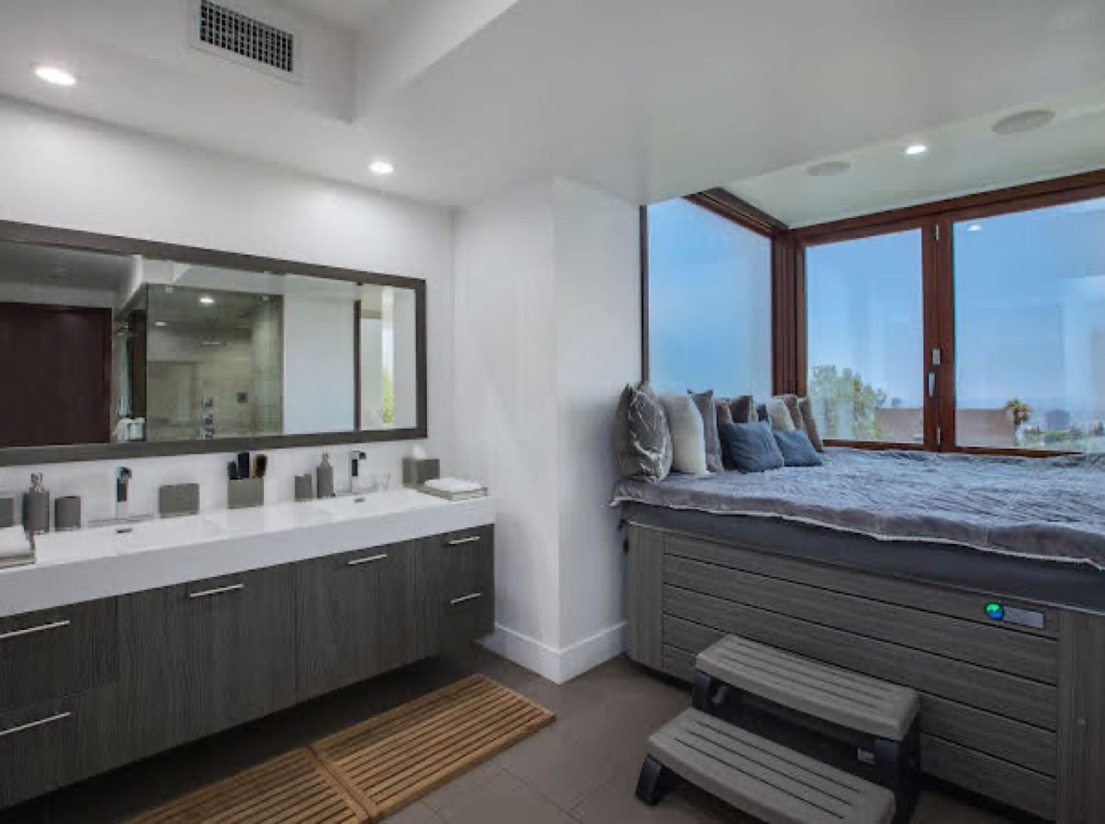 PM View House — photo 8